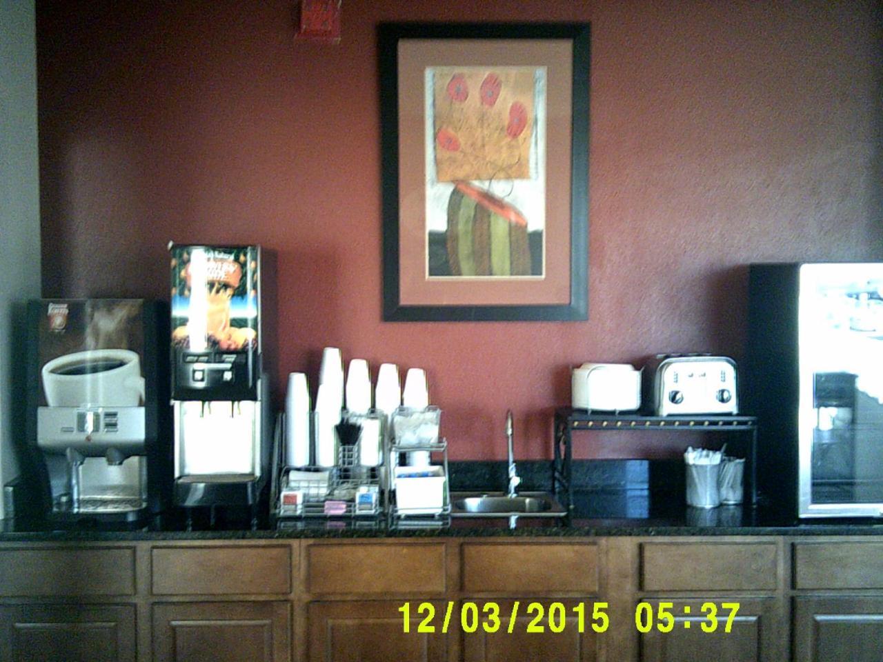 Super 8 By Wyndham Rapid City Rushmore Rd Ngoại thất bức ảnh