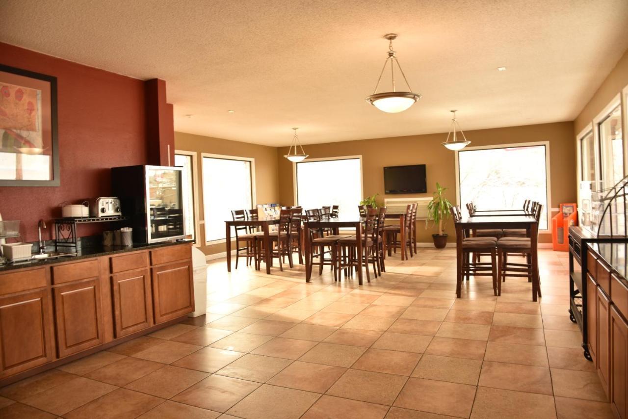 Super 8 By Wyndham Rapid City Rushmore Rd Ngoại thất bức ảnh